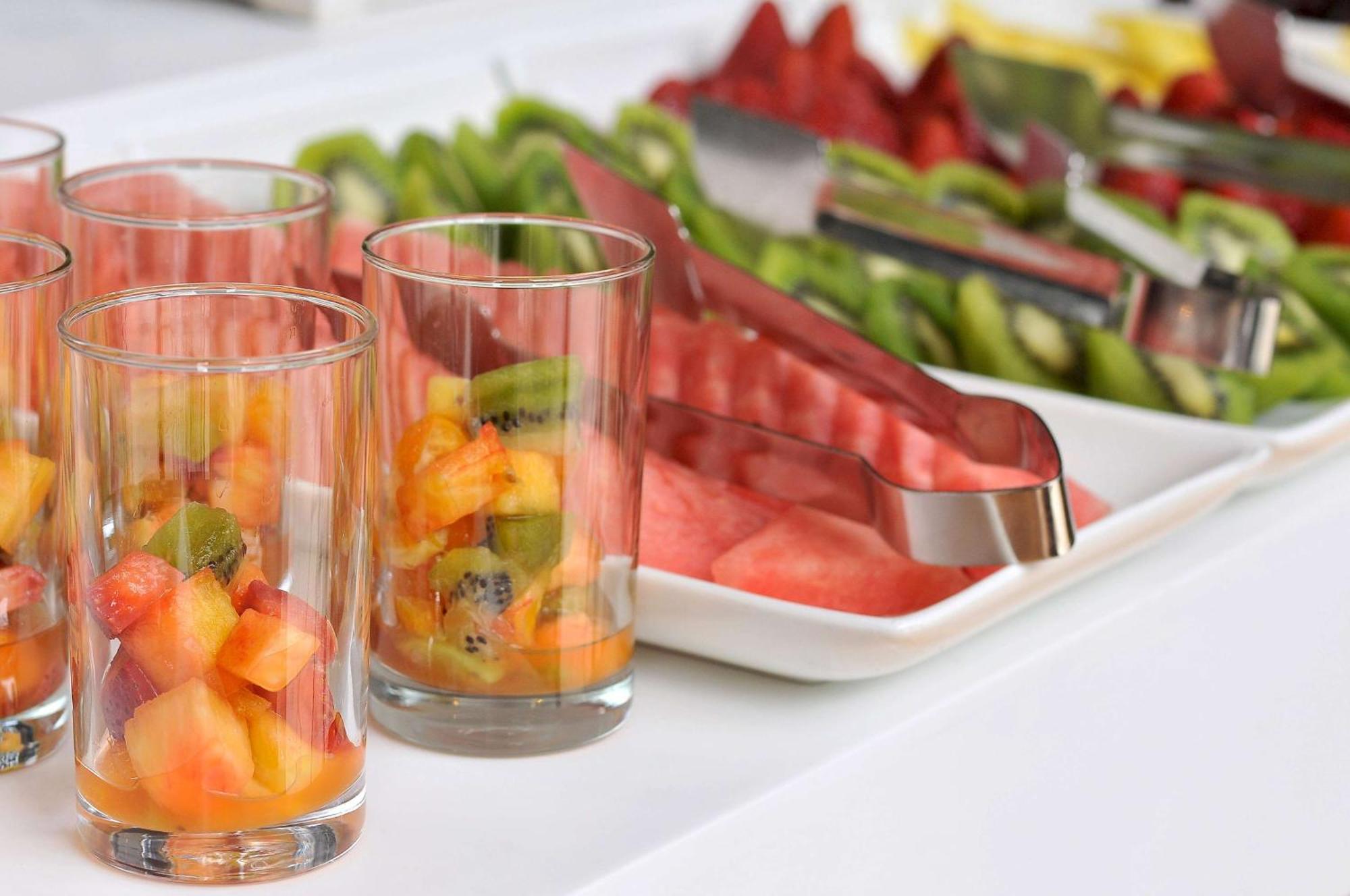 Nh Collection Plaza Santiago Hotell Eksteriør bilde Fruit salad