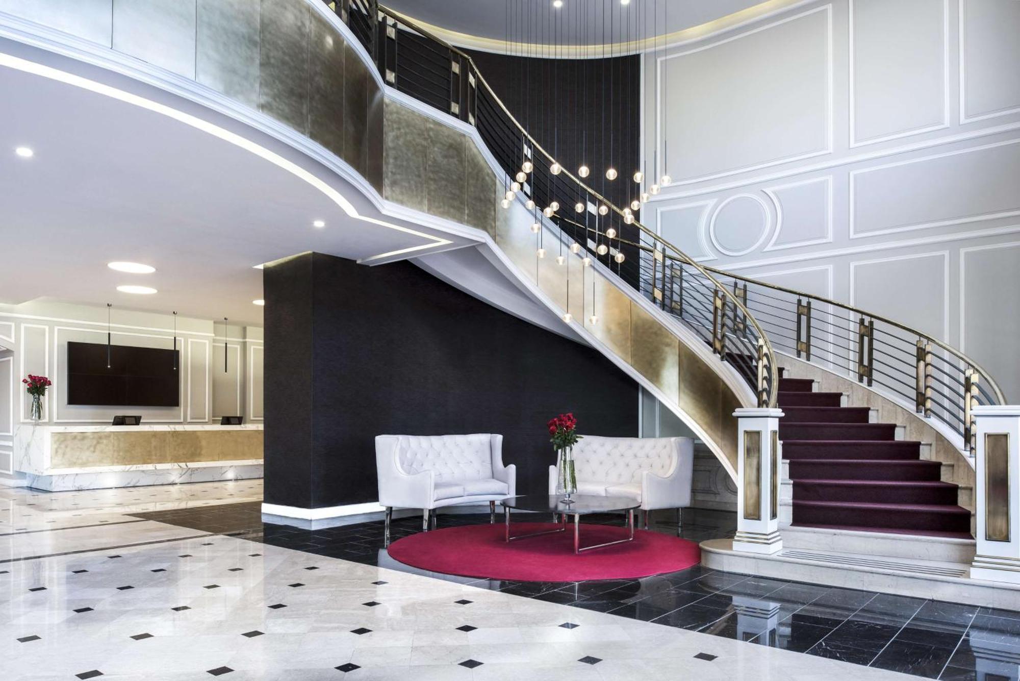 Nh Collection Plaza Santiago Hotell Eksteriør bilde The lobby of the hotel